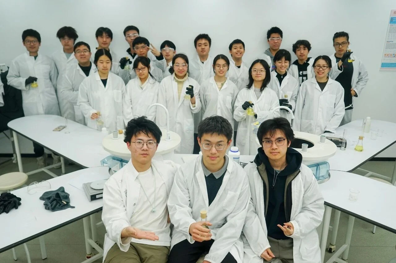 Chemistry club group in the laboratory
